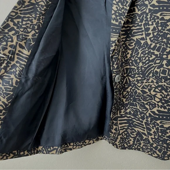 Vintage Saks Fifth Avenue Petites Real Clothes Silk Blazer Navy Tan Abst… - Picture 4 of 8